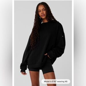 ALO Yoga Women's Black Oversized Crewneck Sweatshirt
